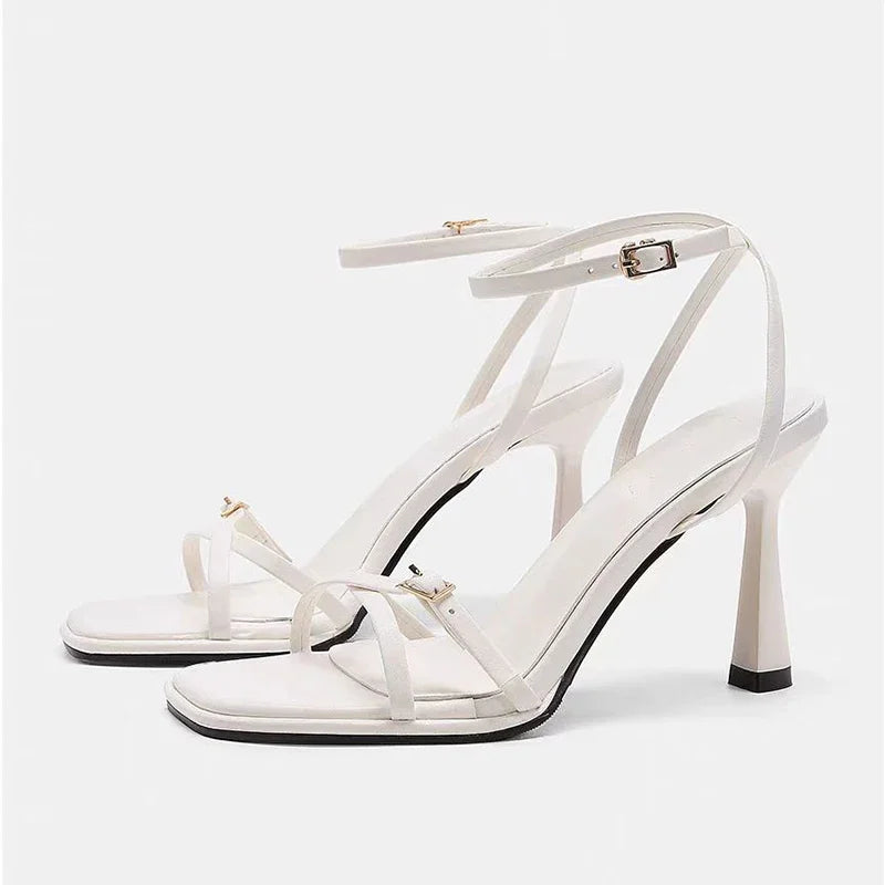 Stilettos Noirs Design