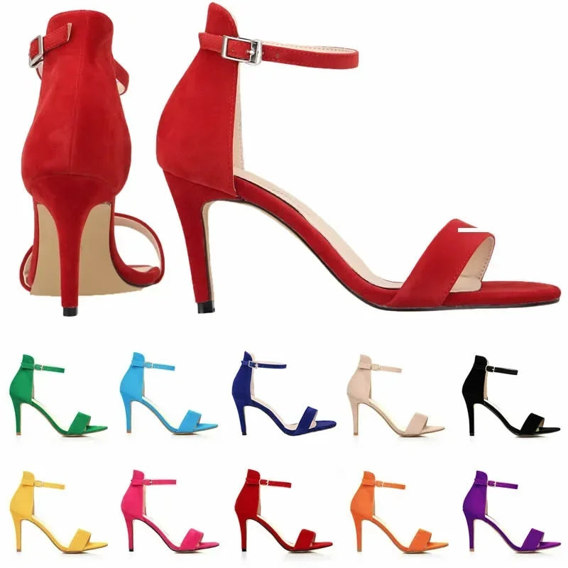 Élégance Rouge Stiletto