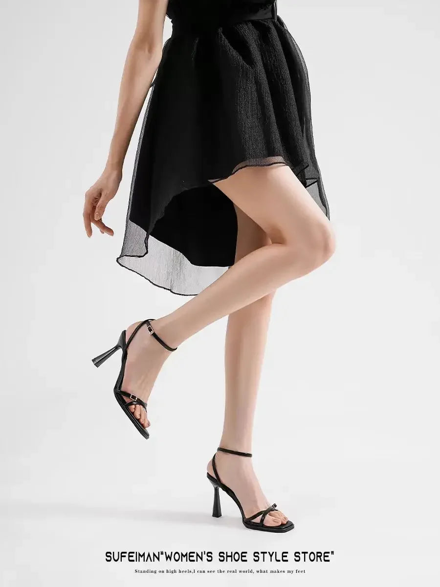 Stilettos Noirs Design