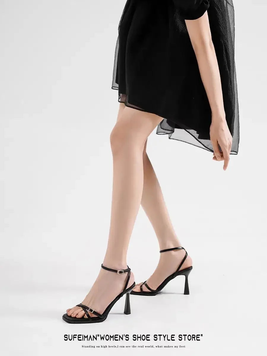 Stilettos Noirs Design