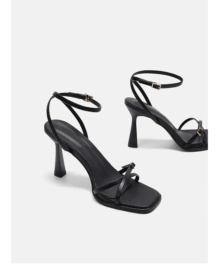 Stilettos Noirs Design