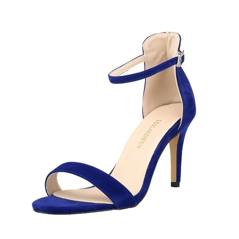 Élégance Rouge Stiletto