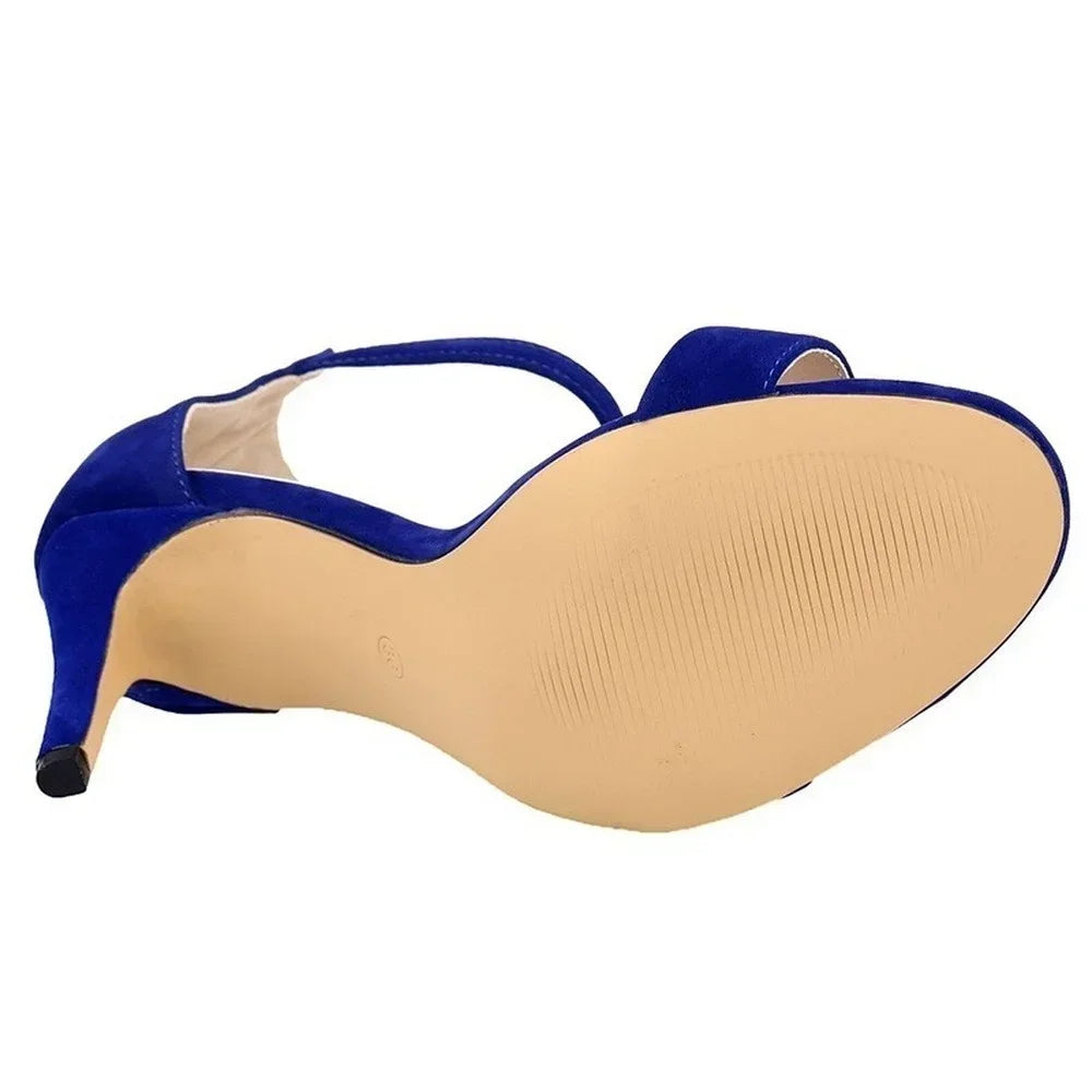 Élégance Rouge Stiletto