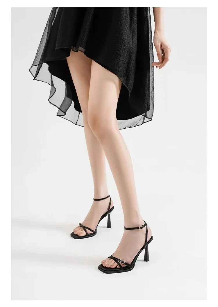 Stilettos Noirs Design